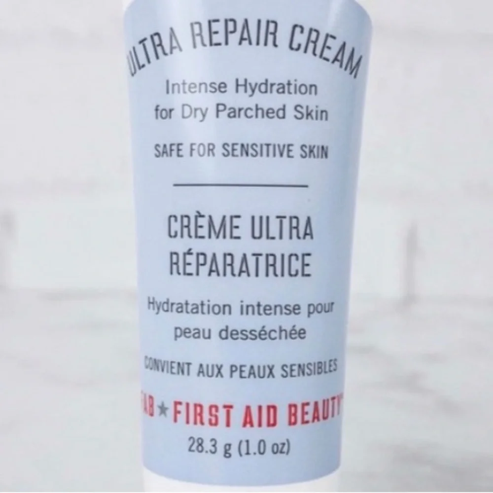 First Aid Beauty 🥳host pick🥳